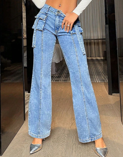 Load image into Gallery viewer, Mid Rise Straight Jeans with Cargo Pockets
