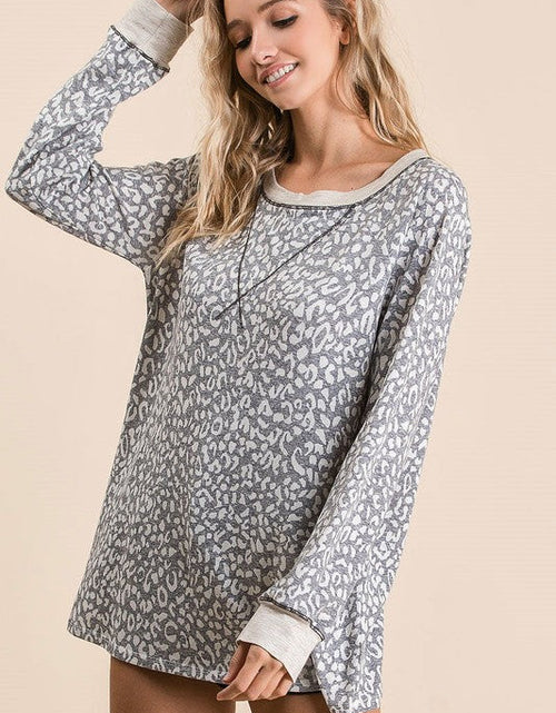 Load image into Gallery viewer, BiBi Leopard Round Neck Long Sleeve T-Shirt
