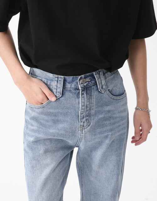 Load image into Gallery viewer, Cat's Whiskers Jeans with Pockets
