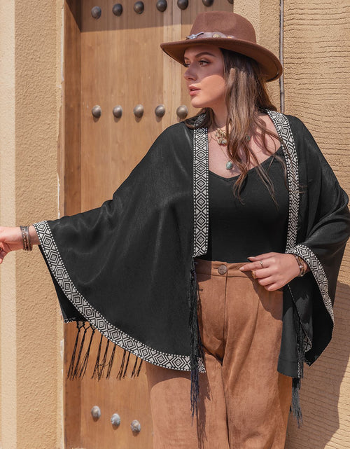 Load image into Gallery viewer, Plus Size Geometric Open Front Fringe Hem Cardigan
