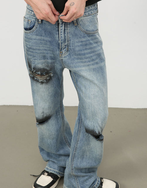 Load image into Gallery viewer, Men's Distressed Loose Fit Jeans
