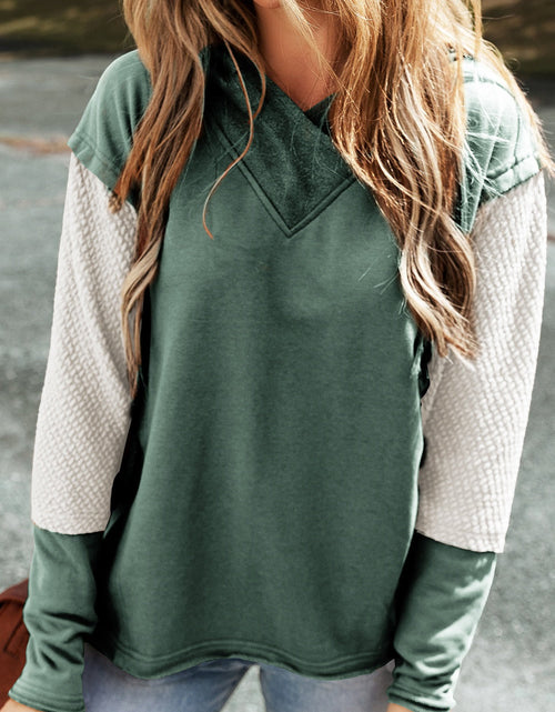 Load image into Gallery viewer, Color Block Dropped Shoulder Hoodie
