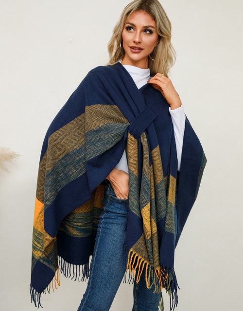 Load image into Gallery viewer, Fringe Contrast Plaid Poncho
