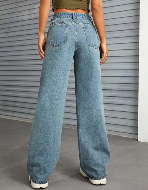 Load image into Gallery viewer, Distressed Wide Leg Jeans with Pockets
