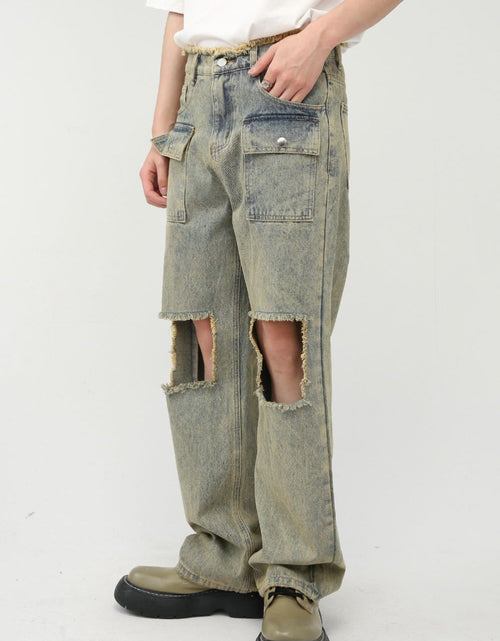Load image into Gallery viewer, Raw Hem Distressed Jeans
