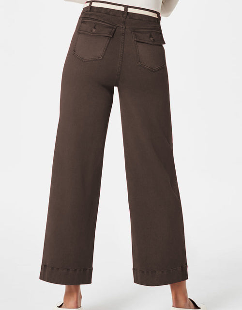 Load image into Gallery viewer, High Waist Jeans with Pockets

