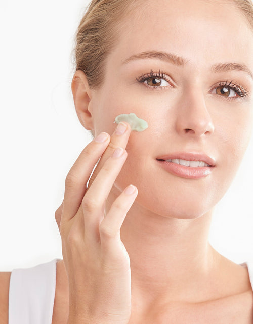 Load image into Gallery viewer, Super Greens Nourishing Day Gel Cream by EarthToSkin
