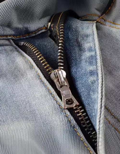 Load image into Gallery viewer, Men's Distressed Jeans with Pockets
