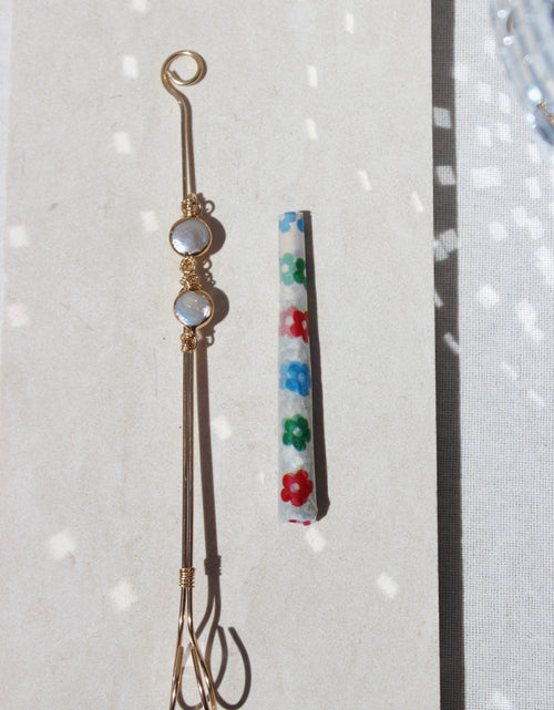 Load image into Gallery viewer, Eloise Baroque Pearl Joint Holder by Toasted Jewelry
