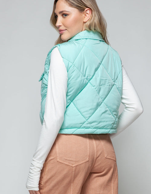Load image into Gallery viewer, Snobbish Snap Down Quilted Crop Vest
