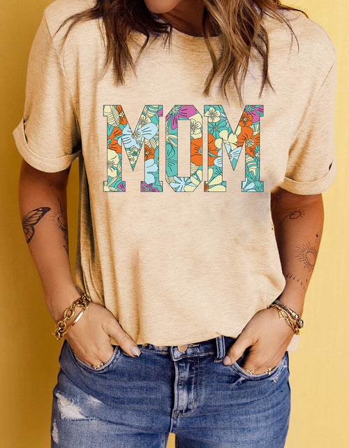 Load image into Gallery viewer, MOM Floral Graphic T-Shirt
