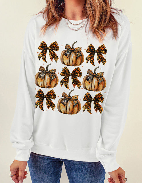 Load image into Gallery viewer, Pumpkin &amp; Bow Graphic Long Sleeve Sweatshirt
