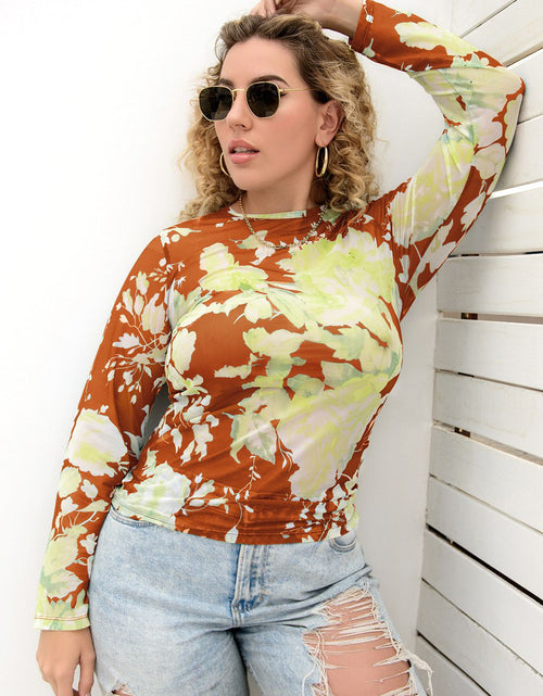 Load image into Gallery viewer, Plus Size Printed Round Neck Long Sleeve Blouse
