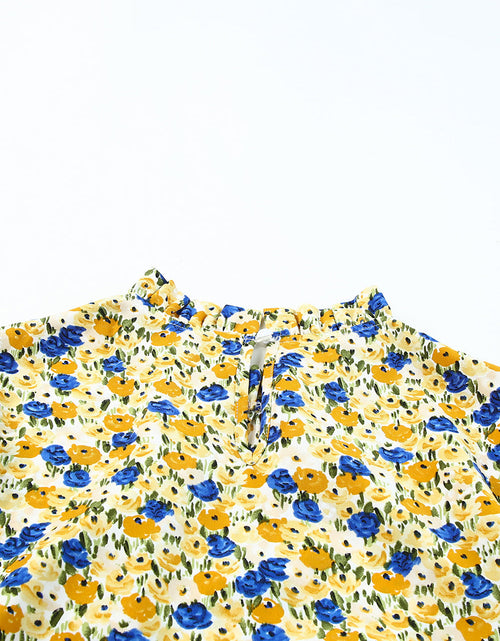 Load image into Gallery viewer, Floral Puff Sleve Keyhole Blouse
