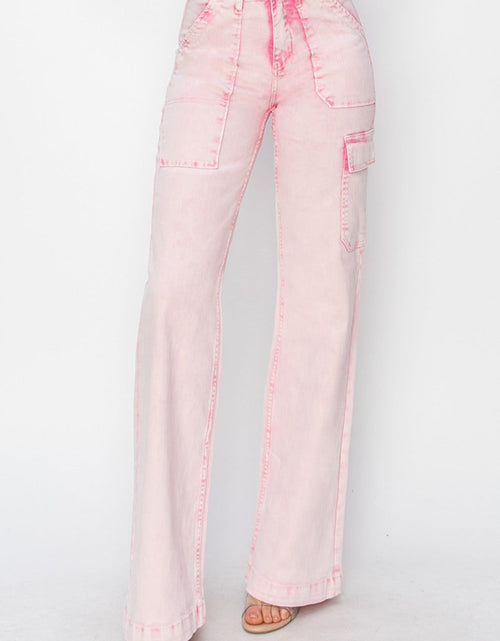 Load image into Gallery viewer, RISEN Full Size High Rise Cargo Pocket Jeans
