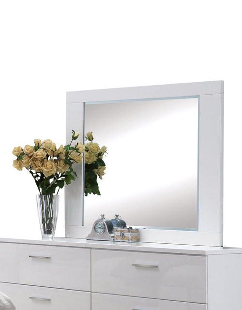 Load image into Gallery viewer, Lorimar - Mirror - White by Couch.com
