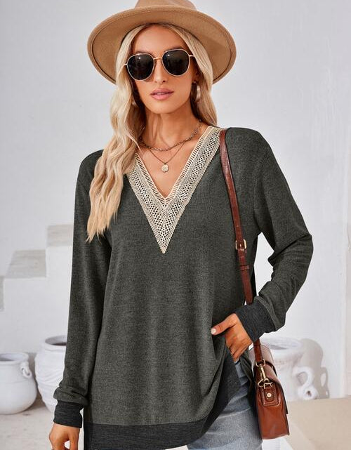 Load image into Gallery viewer, Crochet Contrast V-Neck Long Sleeve Slit T-Shirt
