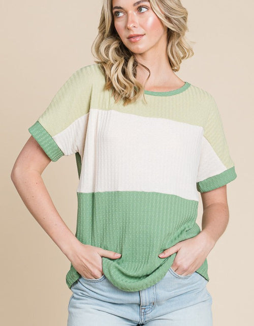 Load image into Gallery viewer, BOMBOM Color Block Short Sleeve T-Shirt
