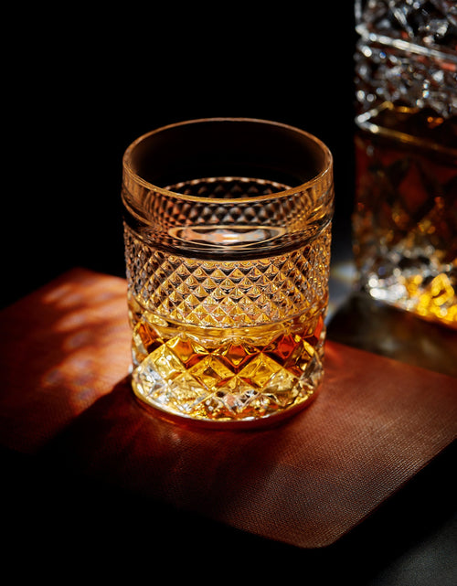 Load image into Gallery viewer, The Privilege Collection - Admiral Glasses by R.O.C.K.S. Whiskey Chilling Stones
