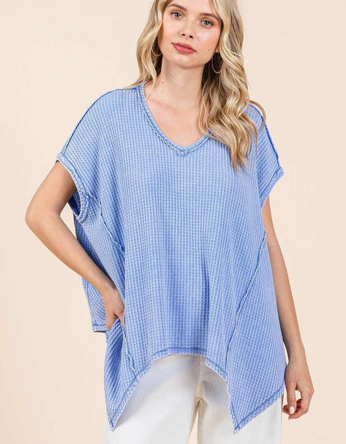 Load image into Gallery viewer, Mittoshop Mineral Wash Waffle Knit Pointed Hem Oversized Top

