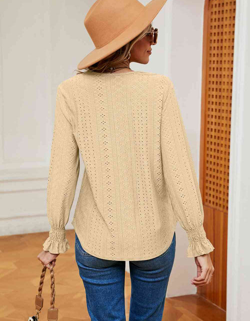 Load image into Gallery viewer, Contrast Flounce Sleeve Blouse
