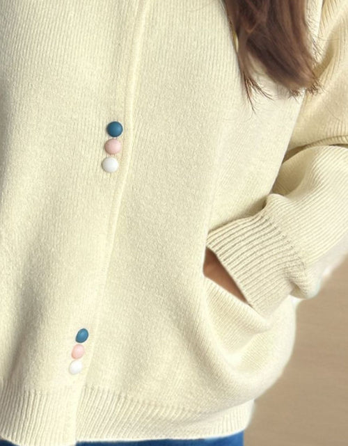Load image into Gallery viewer, Button Down Long Sleeve Cardigan with Pockets

