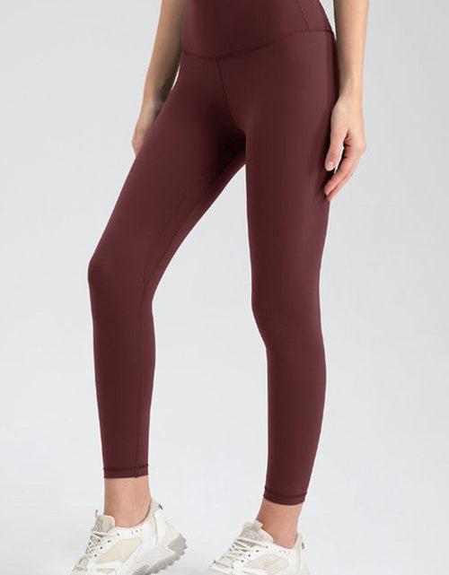 Load image into Gallery viewer, Wide Waistband Slim Fit Active Leggings
