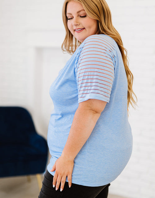 Load image into Gallery viewer, Plus Size V-Neck Raglan Sleeve Tee
