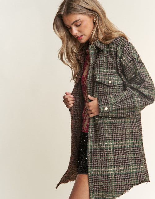 Load image into Gallery viewer, J.NNA Snap Down Tweed Plaid Contrast  Longline Shacket
