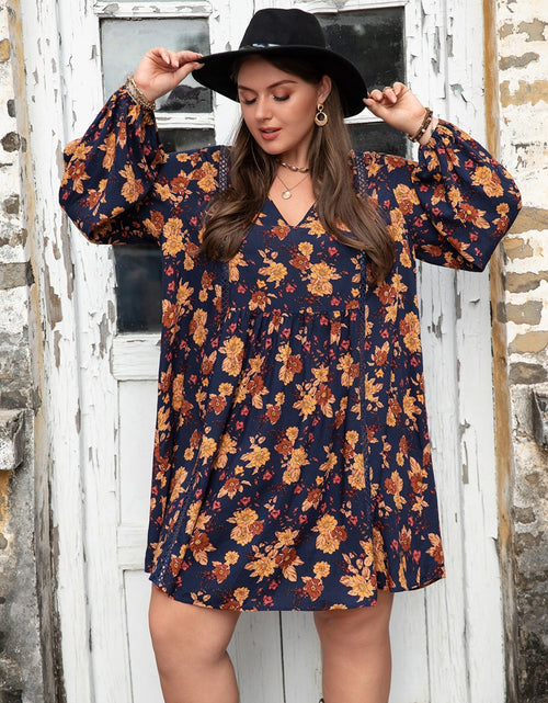 Load image into Gallery viewer, Plus Size Floral V-Neck Balloon Sleeve Dress
