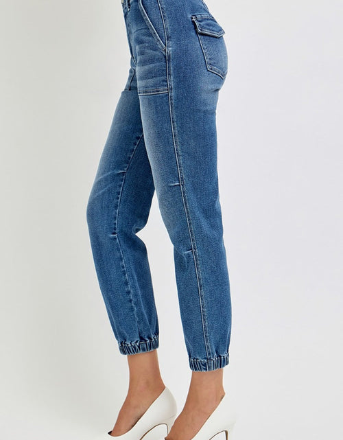Load image into Gallery viewer, RISEN Full Size High Rise Ankle Jogger Jeans
