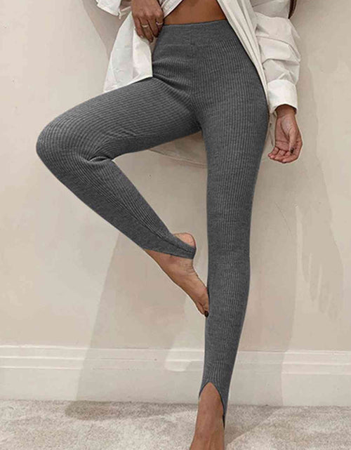 Load image into Gallery viewer, Ribbed Mid Waist Leggings
