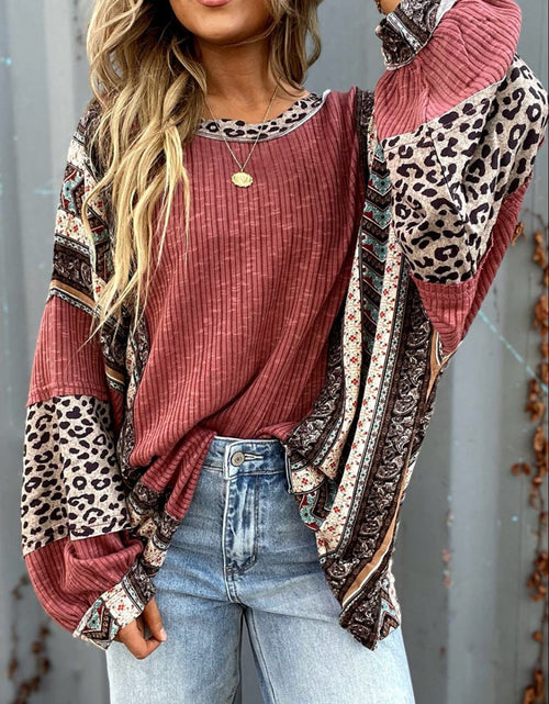 Load image into Gallery viewer, Leopard Round Neck Long Sleeve Sweatshirt
