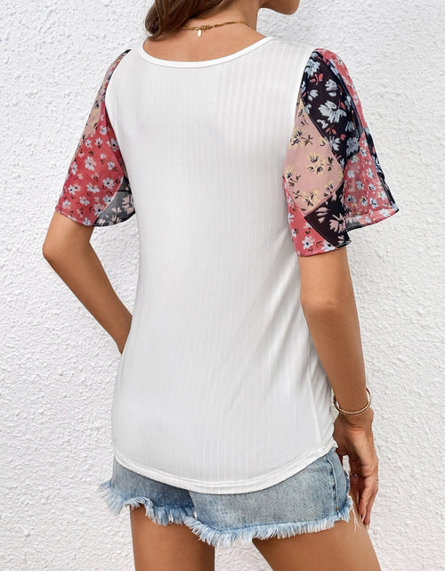 Load image into Gallery viewer, Ivy Lane Printed Puff Sleeve Round Neck Tee

