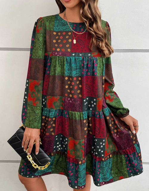 Load image into Gallery viewer, Patchwork Round Neck Long Sleeve Dress
