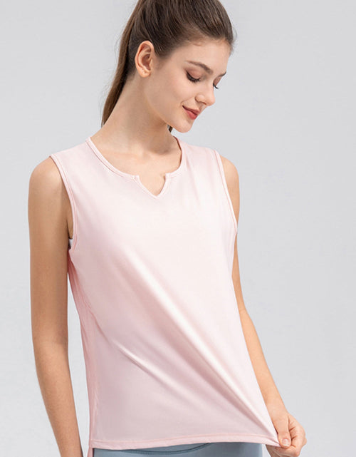 Load image into Gallery viewer, Notched Wide Strap Active Tank
