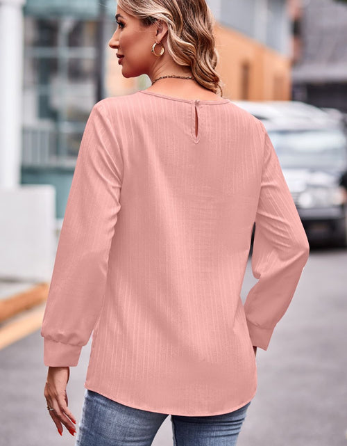 Load image into Gallery viewer, Round Neck Long Sleeve Tee
