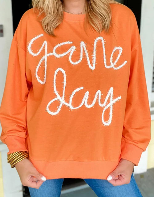 Load image into Gallery viewer, Round Neck Long Sleeve Sweatshirt

