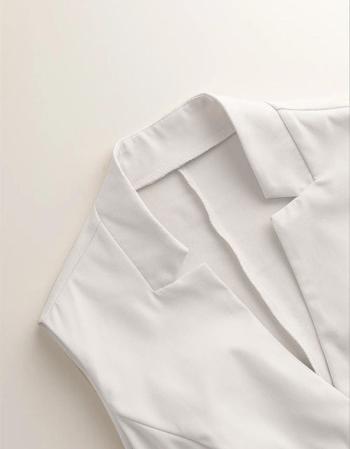 Load image into Gallery viewer, Button Down Vest Coat
