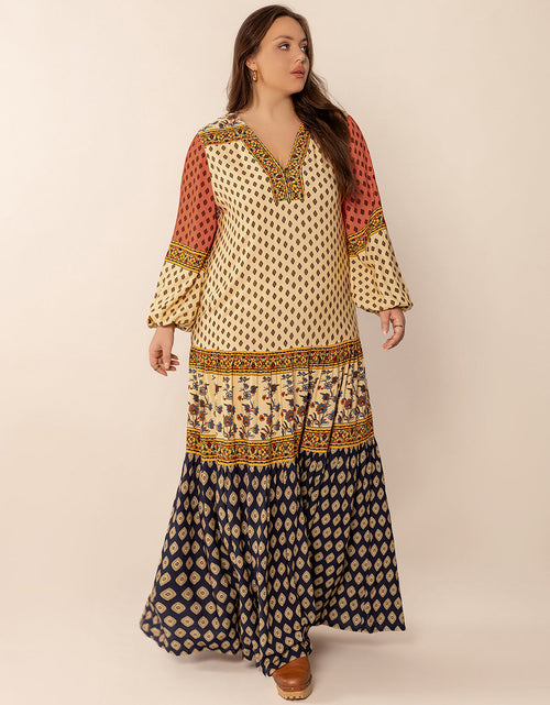 Load image into Gallery viewer, Plus Size Printed V-Neck Long Sleeve Maxi Dress
