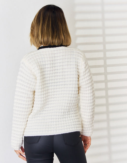 Load image into Gallery viewer, Contrast Trim Button Up Cardigan
