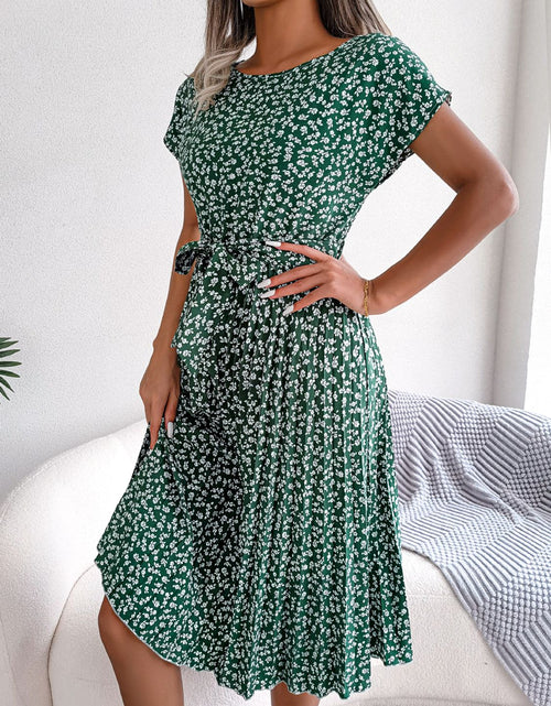Load image into Gallery viewer, Ditsy Floral Pleated Belted Dress
