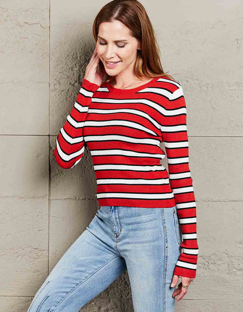 Load image into Gallery viewer, Striped Round Neck Long Sleeve Top
