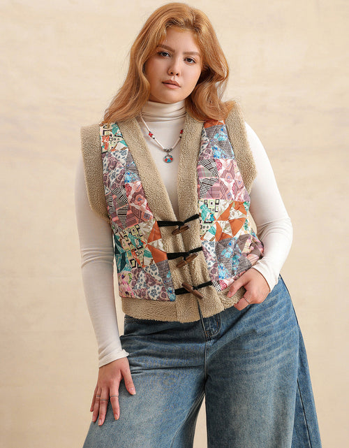 Load image into Gallery viewer, Plus Size Printed Sherpa Vest Coat
