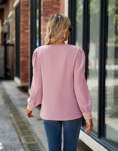Load image into Gallery viewer, V-Neck Lace Detail Long Sleeve Top
