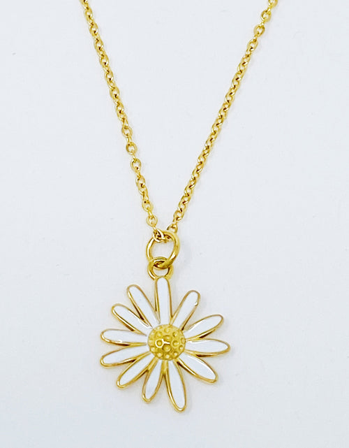 Load image into Gallery viewer, Sweet Daisy Necklace by Ellisonyoung.com
