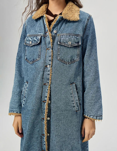 Load image into Gallery viewer, Pocketed Button Up Denim Jacket with Fur Lining
