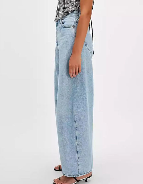 Load image into Gallery viewer, Wide Leg Jeans with Pockets
