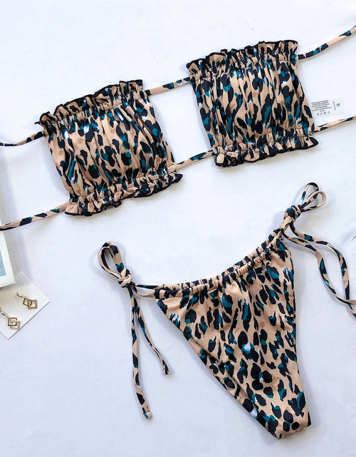 Load image into Gallery viewer, Frill Trim Ruched Bikini Set
