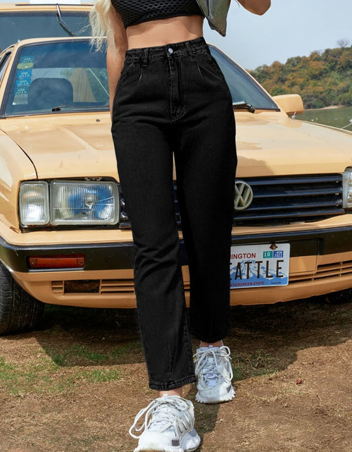 Load image into Gallery viewer, Straight Leg Jeans with Pockets
